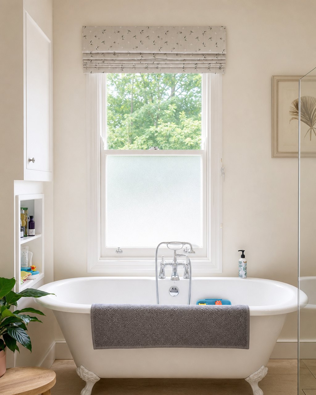 Roman blind above a bath
